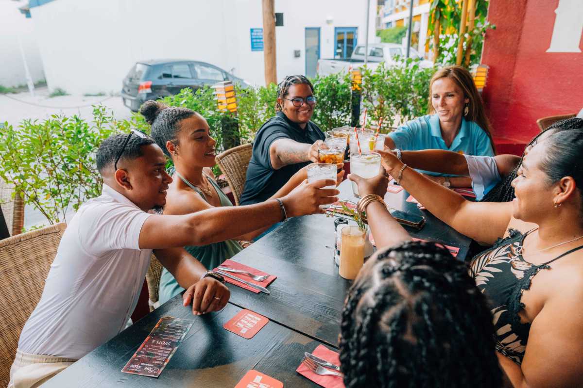 Food & Bar Hopping Walking Tour